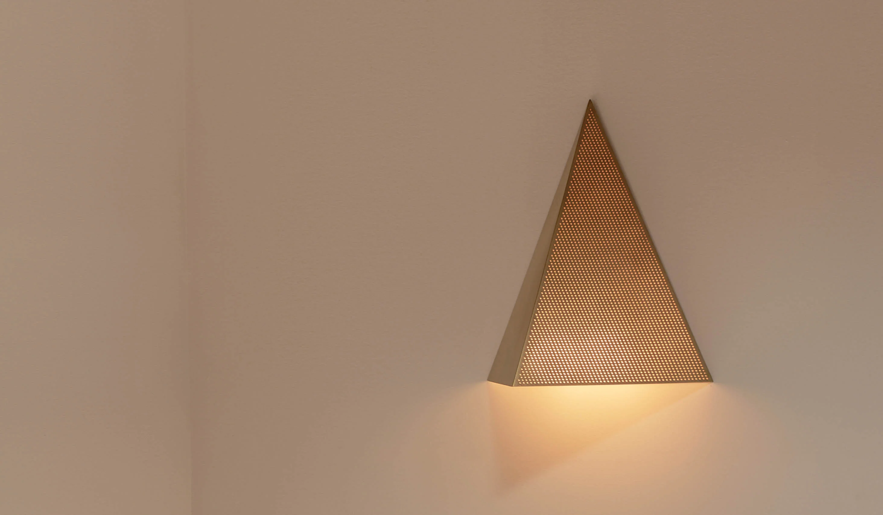 Danny Kaplan Angle Sconce - Image 2