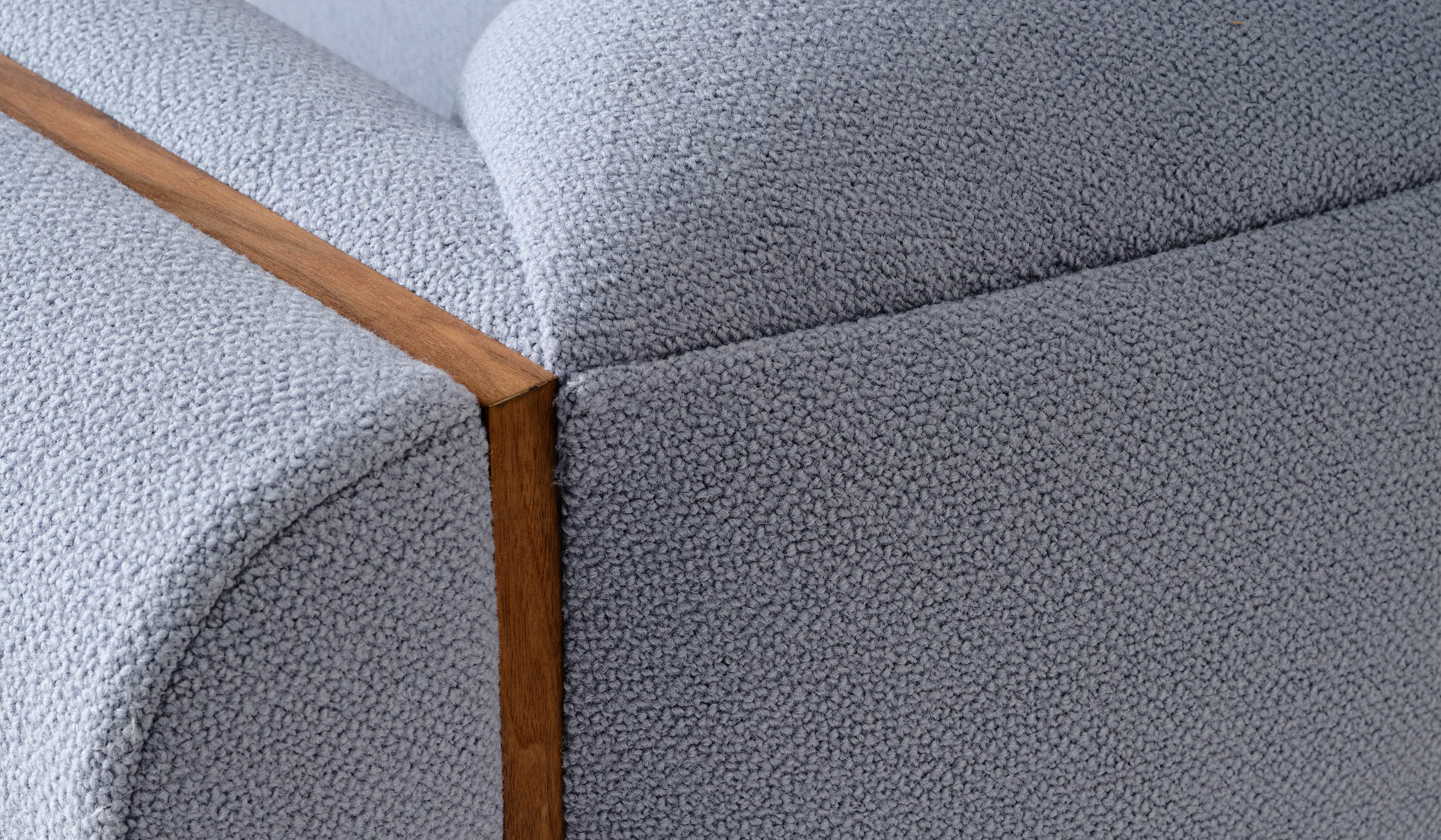 Estudio Persona Linea Armchair - Image 11