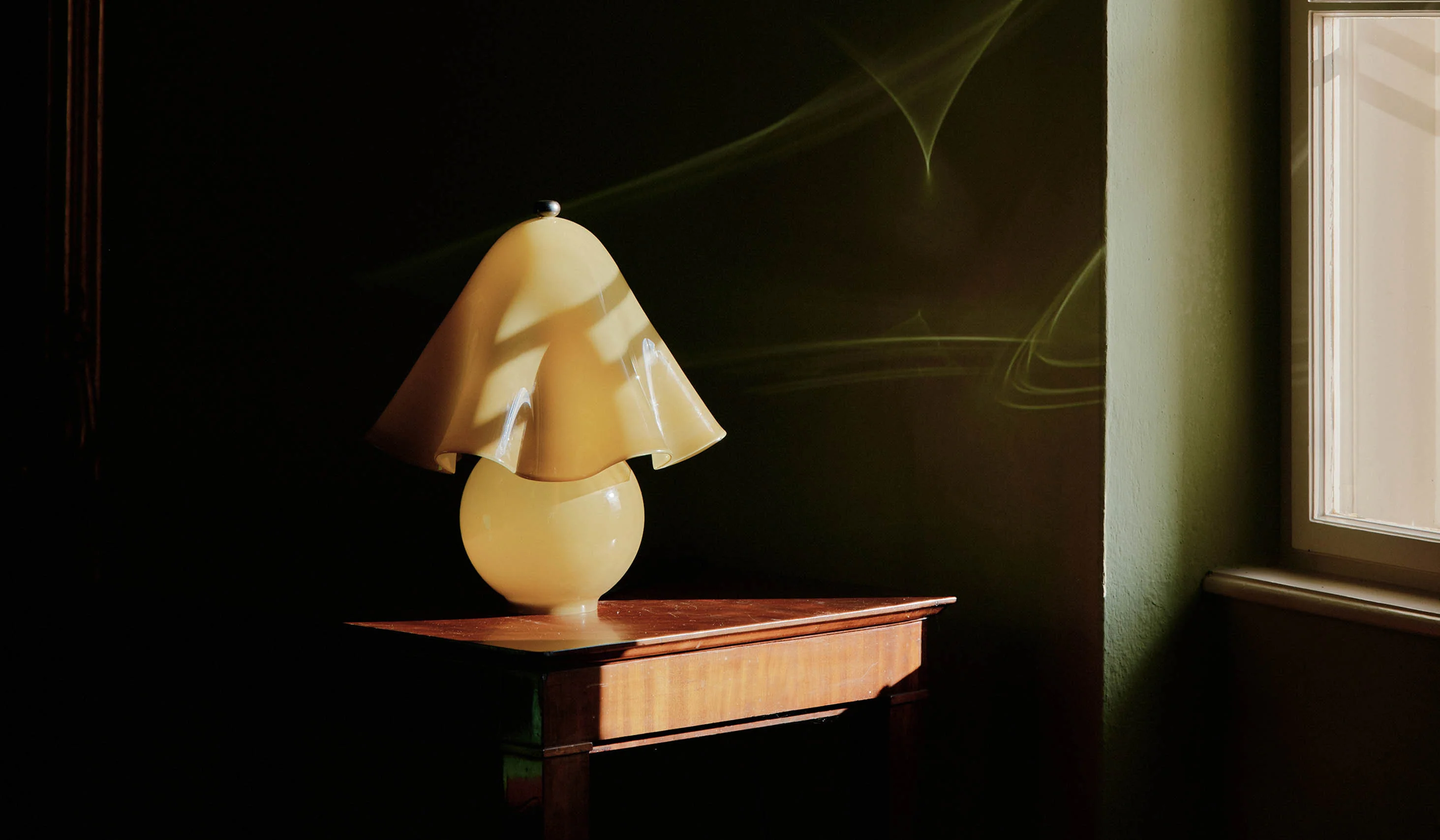 In Common With Blown Glass Fazzo Table Lamp - Image 15
