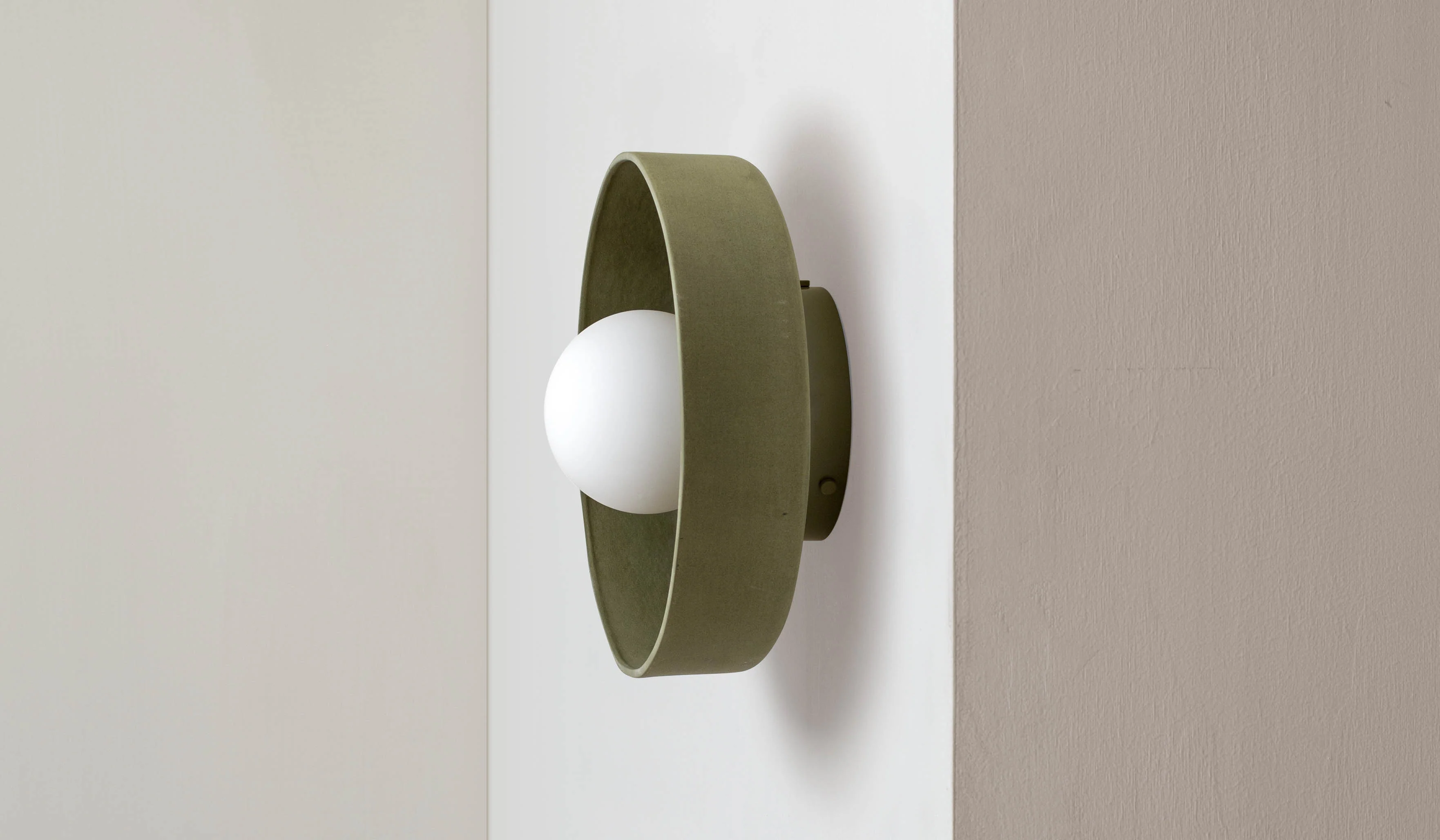 In Common With Tan Ceramic Disc Surface Mount - Image 46