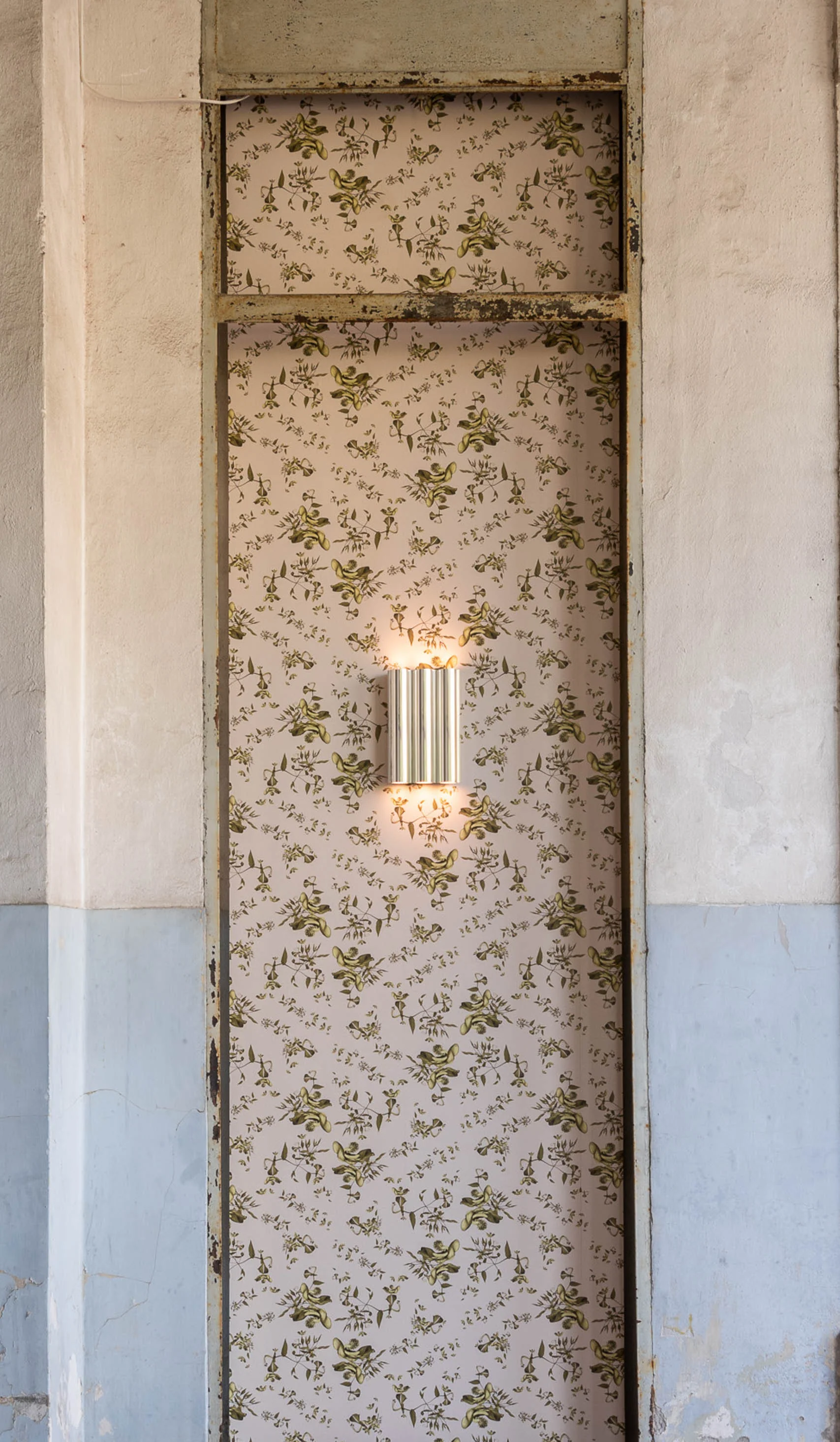Lambert & Fils Silo 3WA Sconce - Image 16