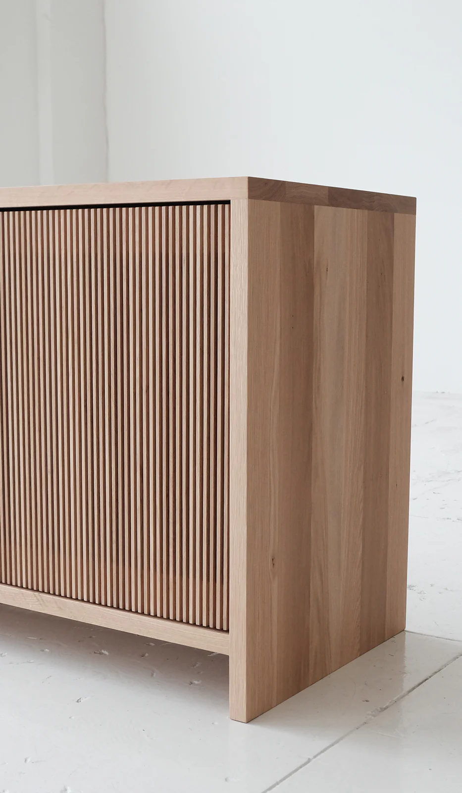 Material Oak Slatted Credenza - Image 5