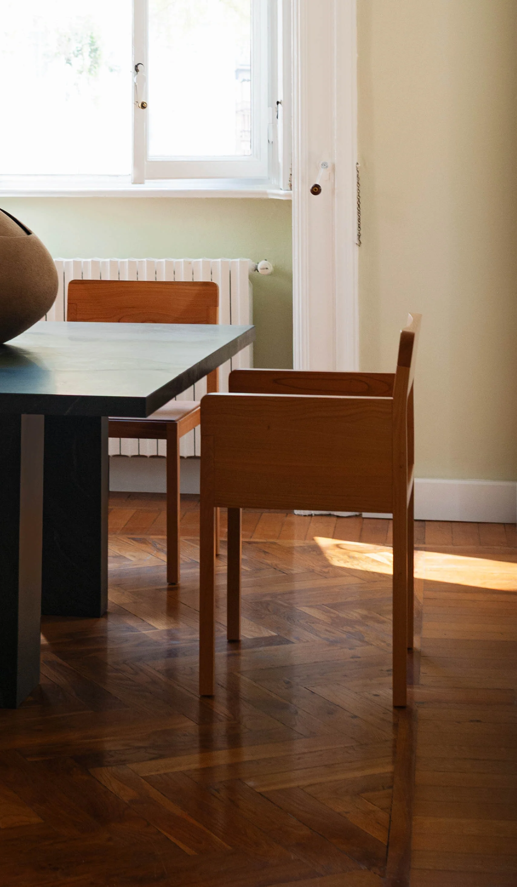 Tacchini 'Clockwise' Table - Image 36