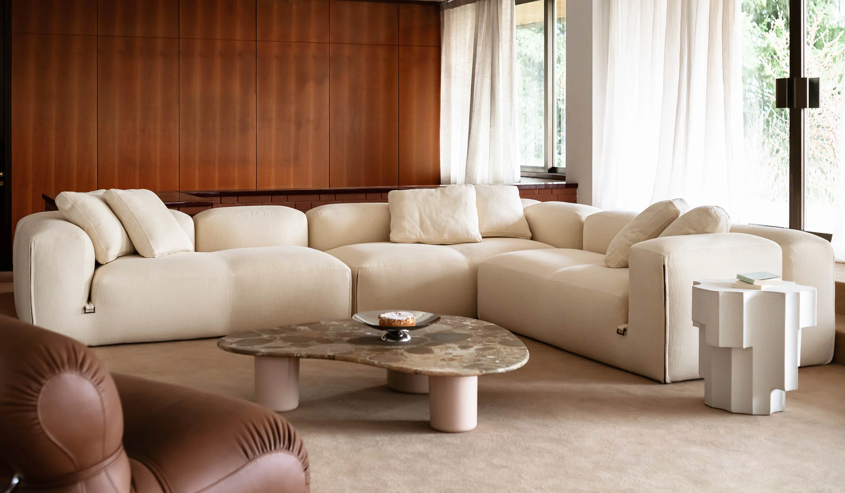 Tacchini 'Altar' Table - Image 34