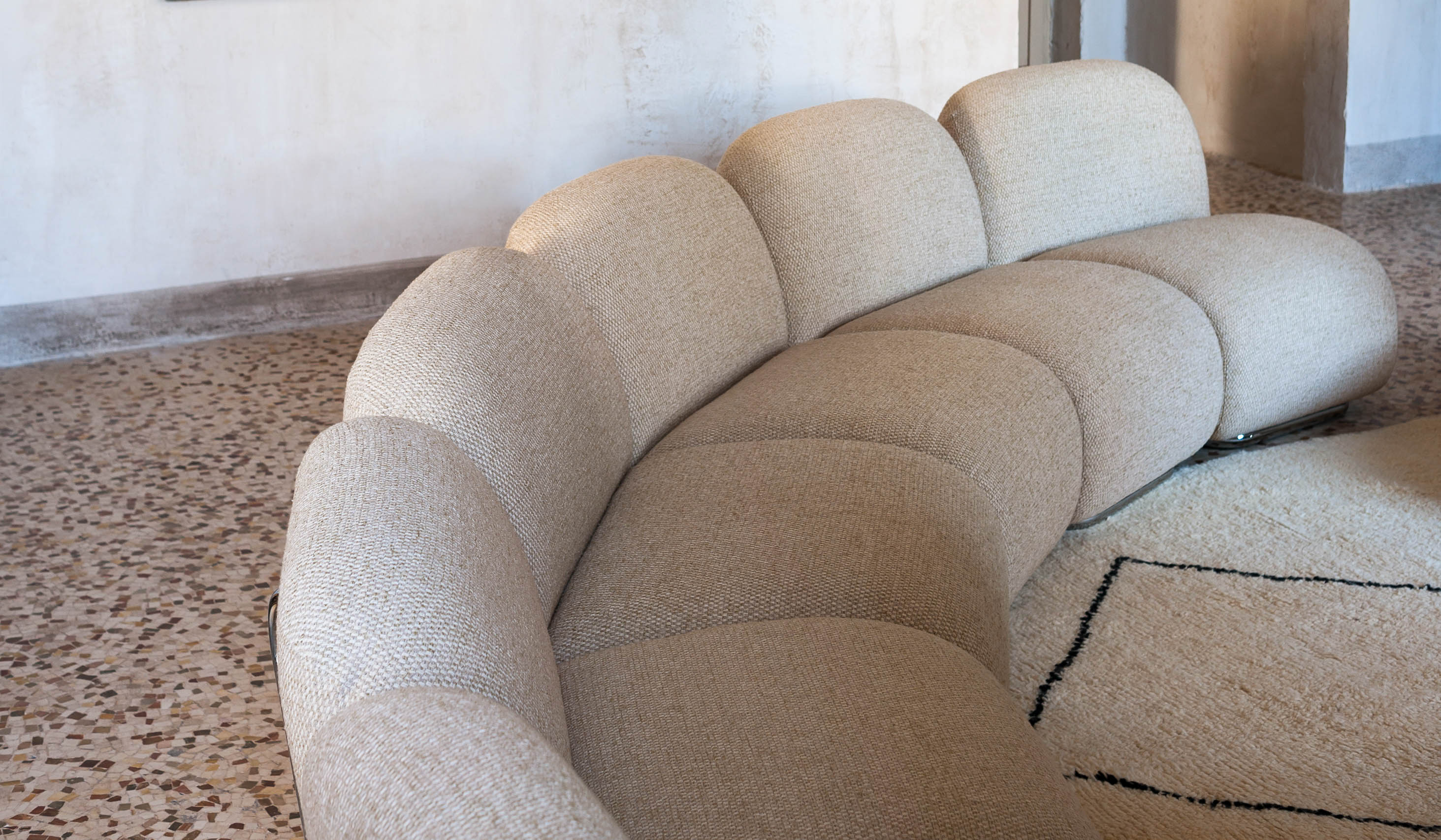 Tacchini 'Victoria' 6 Seat Sofa - Image 8